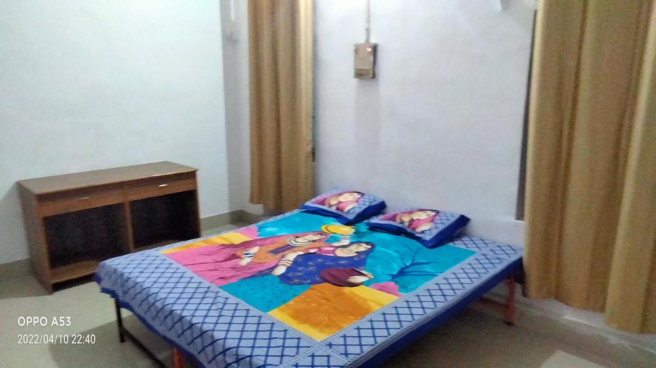 Shri Swami Sheetal Das Akhada B1-88 Assi , Near Pushkar Talab,Varanasi, Ashram Dharmshala Hotel Eksteriør billede