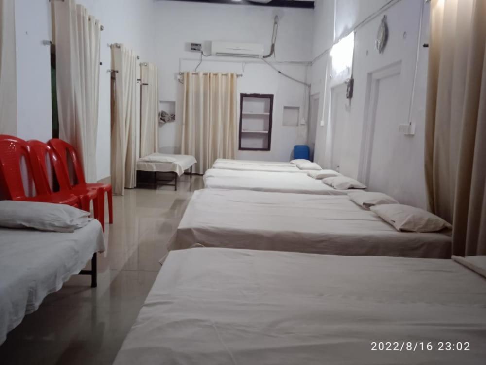 Shri Swami Sheetal Das Akhada B1-88 Assi , Near Pushkar Talab,Varanasi, Ashram Dharmshala Hotel Eksteriør billede