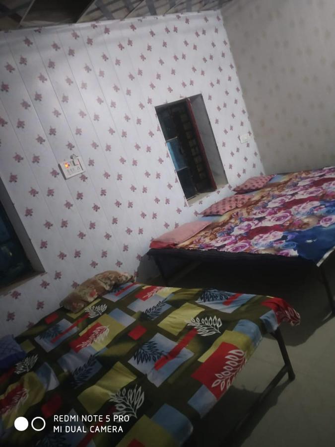 Shri Swami Sheetal Das Akhada B1-88 Assi , Near Pushkar Talab,Varanasi, Ashram Dharmshala Hotel Eksteriør billede