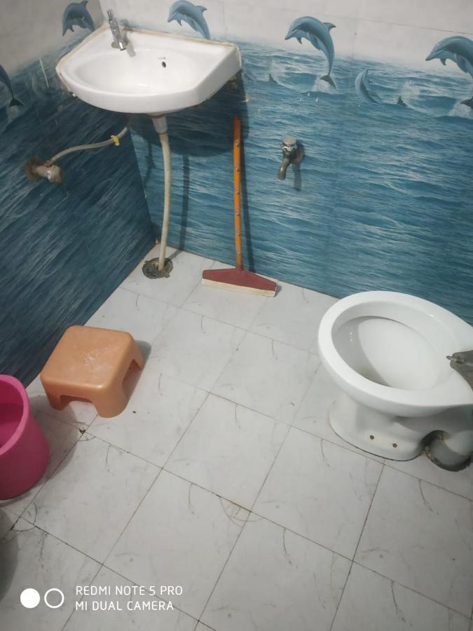 Shri Swami Sheetal Das Akhada B1-88 Assi , Near Pushkar Talab,Varanasi, Ashram Dharmshala Hotel Eksteriør billede