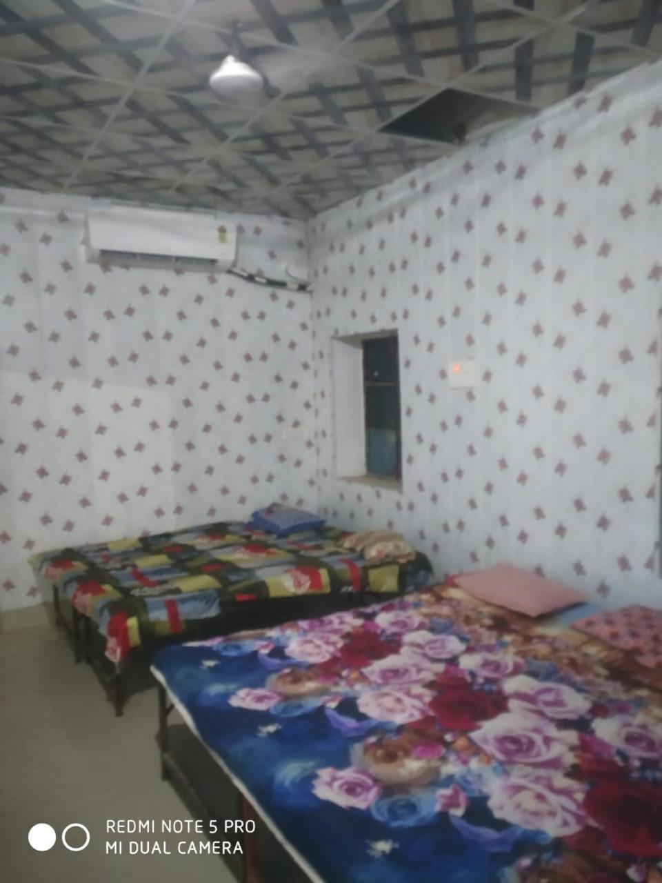 Shri Swami Sheetal Das Akhada B1-88 Assi , Near Pushkar Talab,Varanasi, Ashram Dharmshala Hotel Eksteriør billede